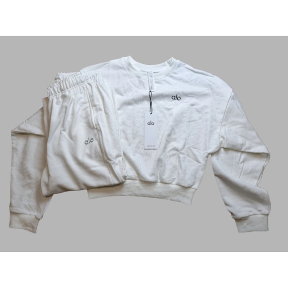 ALO Yoga Pants - ALO YOGA Jogger Set